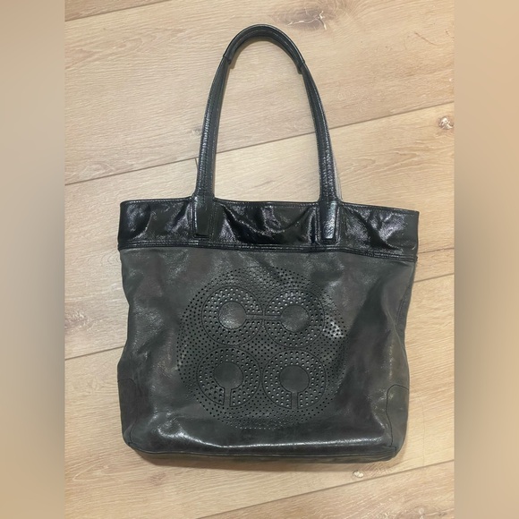 Coach - Black Leather Shoulder Bag - Picture 1 of 8